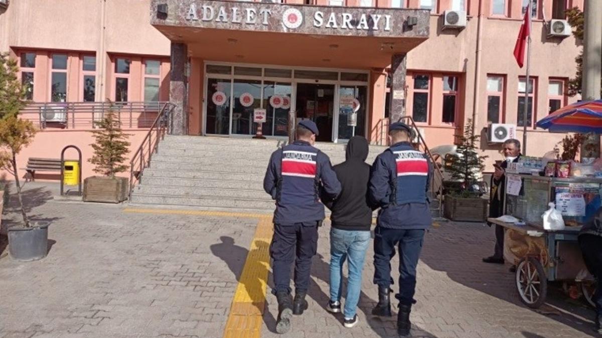 Karabk'te hapis cezas bulunan FET phelisi yakaland 