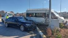 Amasya'da otomobil ile minibüs çarpıştı: 8 yaralı