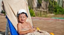 Güneş yanıklarına dikkat! Çocuklarda cilt kanserini engellemek için uyarılar
