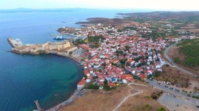 Turizm cenneti Bozcaada ngiliz basnnda... En byl 2'nci ada olarak gsterildi