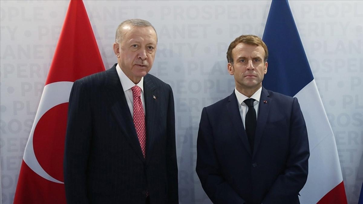 Bakan Erdoan, Fransa Cumhurbakan Macron ile grt... SAMP-T ve tahl koridoru vurgusu