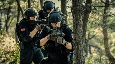 SWAT filmi konusu nedir, oyuncular kimler? S.W.A.T. filmi TV'de ilk kez izleyici karsnda! 