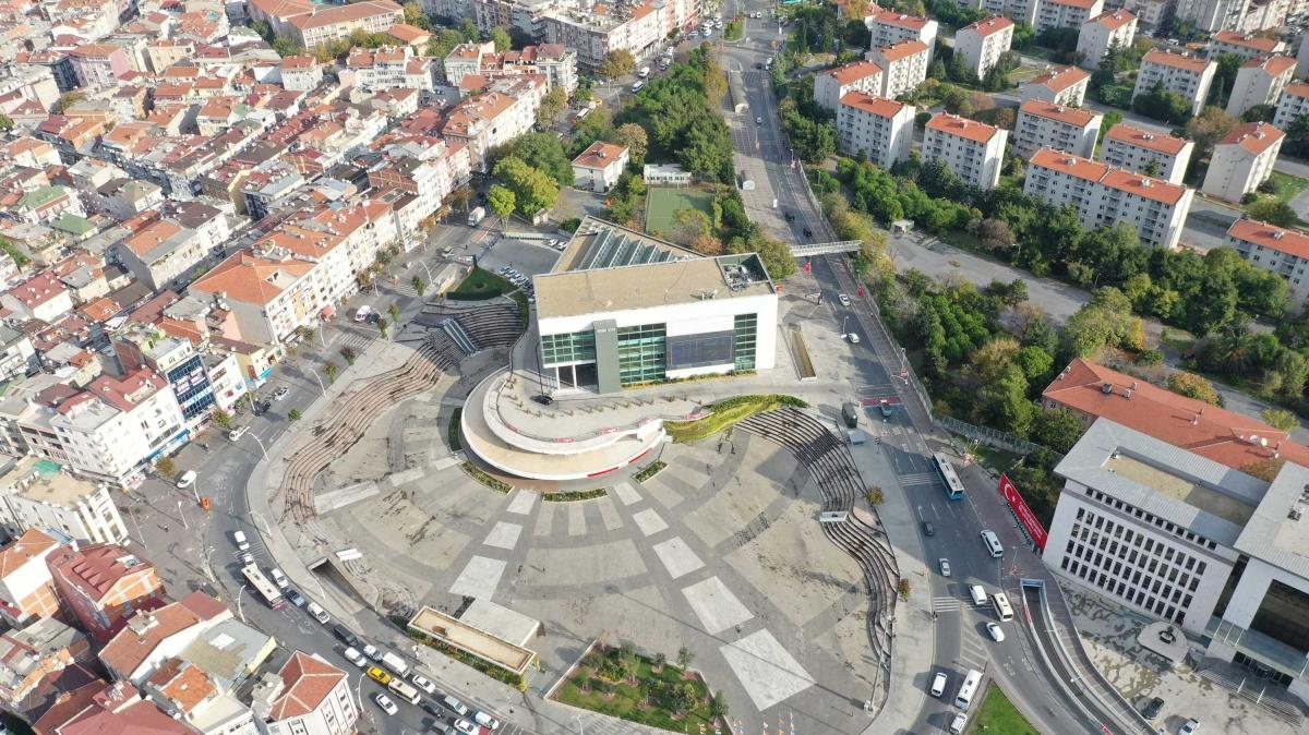 Zeytinburnu'nda 42 m ofis icradan sata karld!
