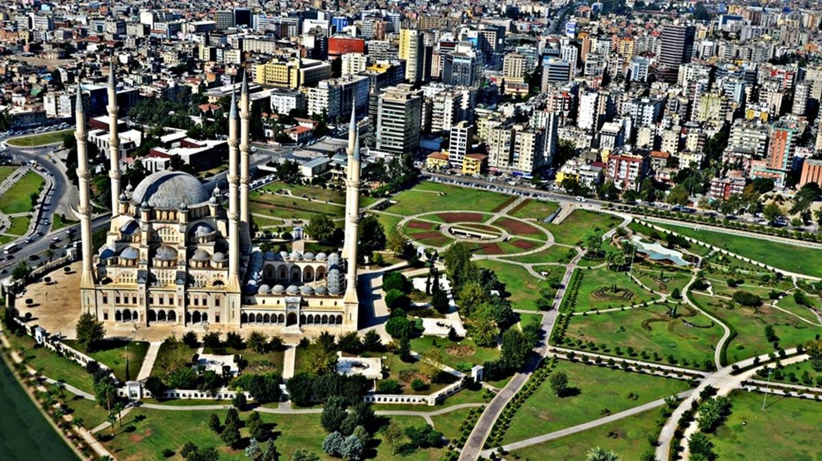 Gord. Адана деревня. Надписи Адана в городе. Adana is a City located in the Eastern Mediterranean..