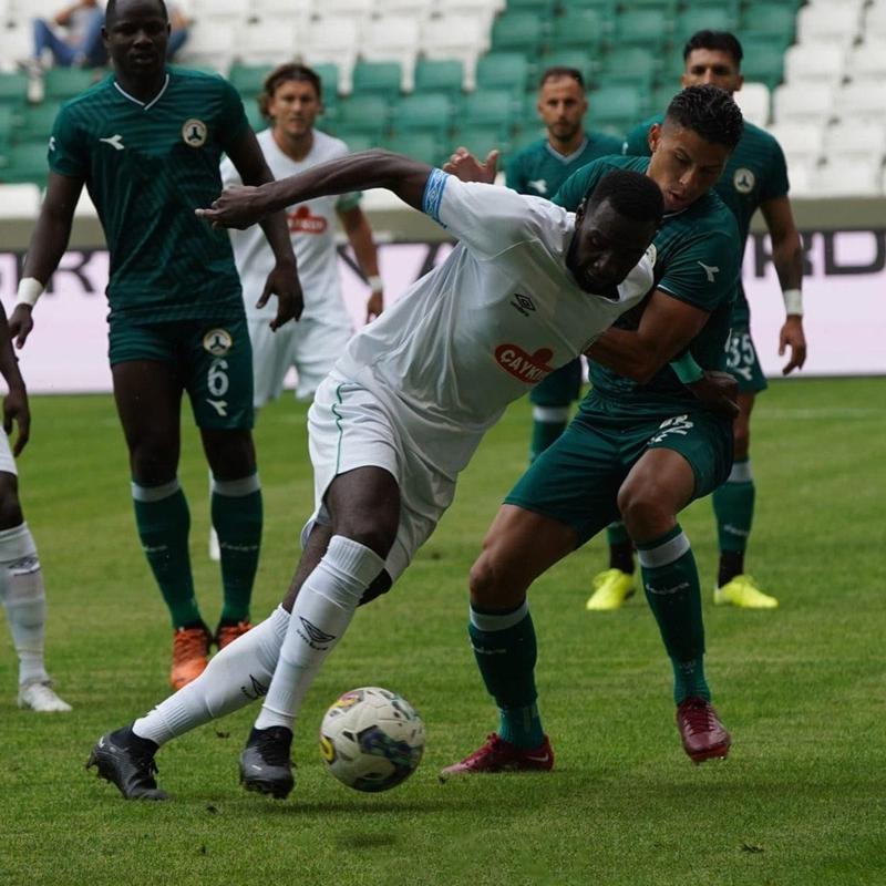 Giresunspor, Çaykur Rizespor'a 2-1 mağlup oldu