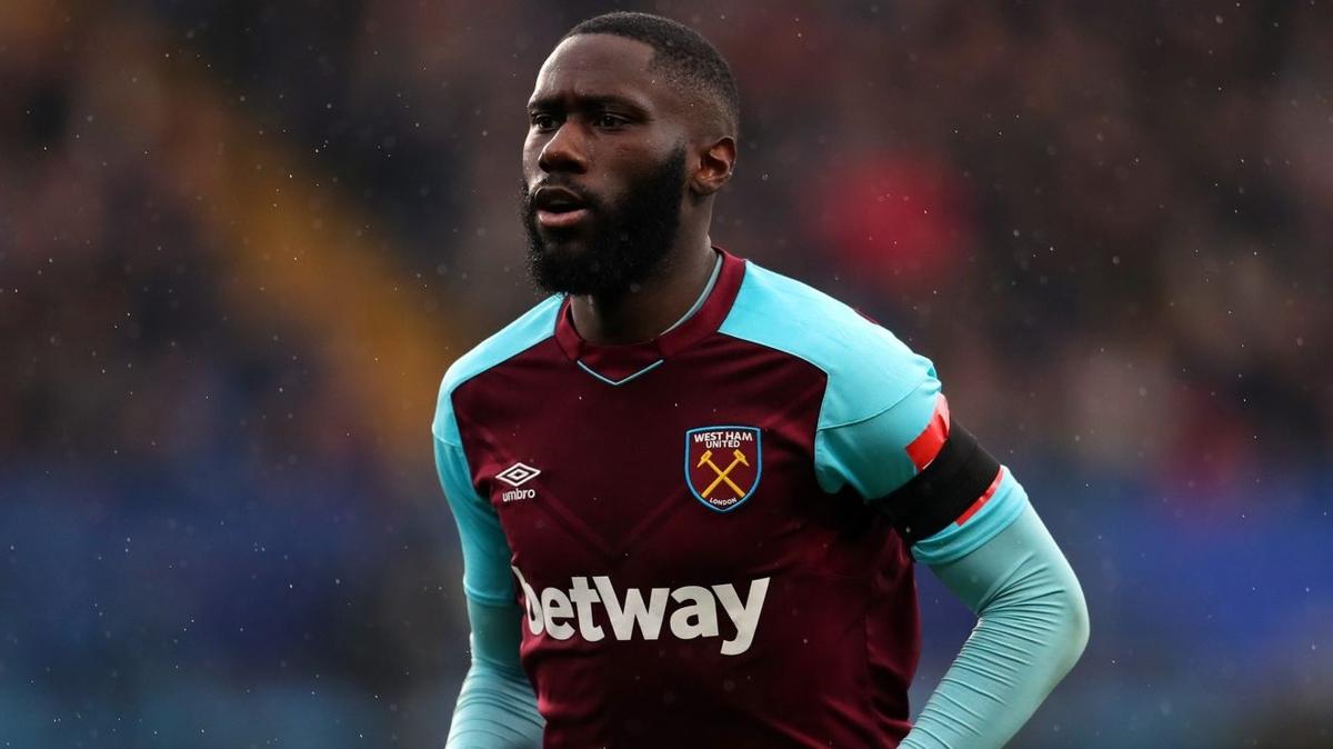 Beikta'ta yeni sol bek araylar sryor! Arthur Masuaku'ya teklifte bulunuldu