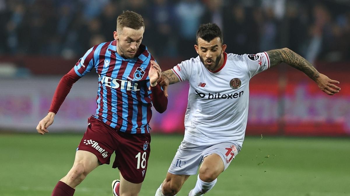 Trabzonspor 5 nemli eksikle Antalyaspor deplasmanna kyor