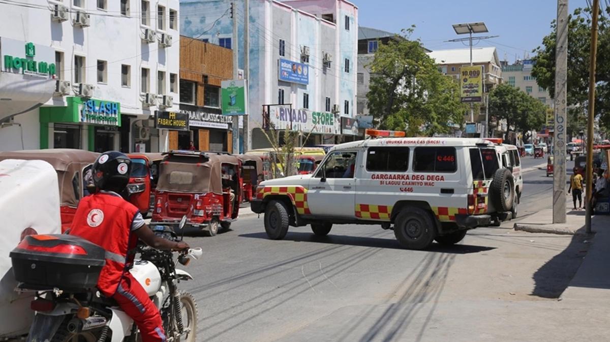 E-ebab Mogadiu'da otele saldrd: 15 l