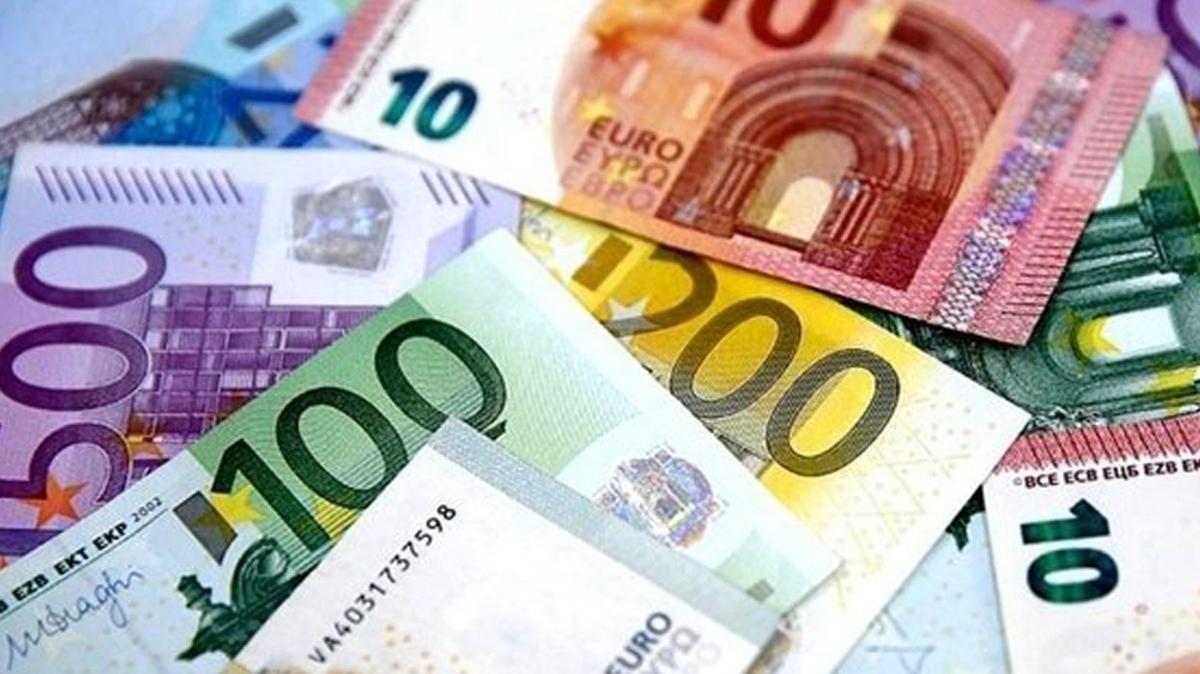 Euro neden dyor" te anlk son dakika gelimeleri! 23 Austos bugn Euro ka TL oldu" 