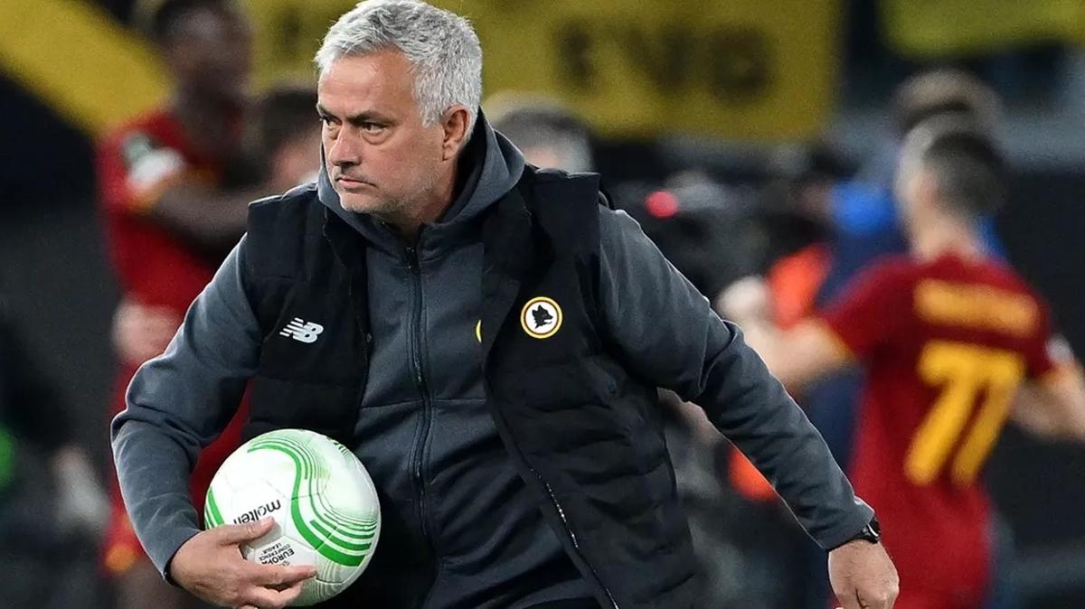 Jose Mourinho'dan Galatasaray' zen aklama geldi