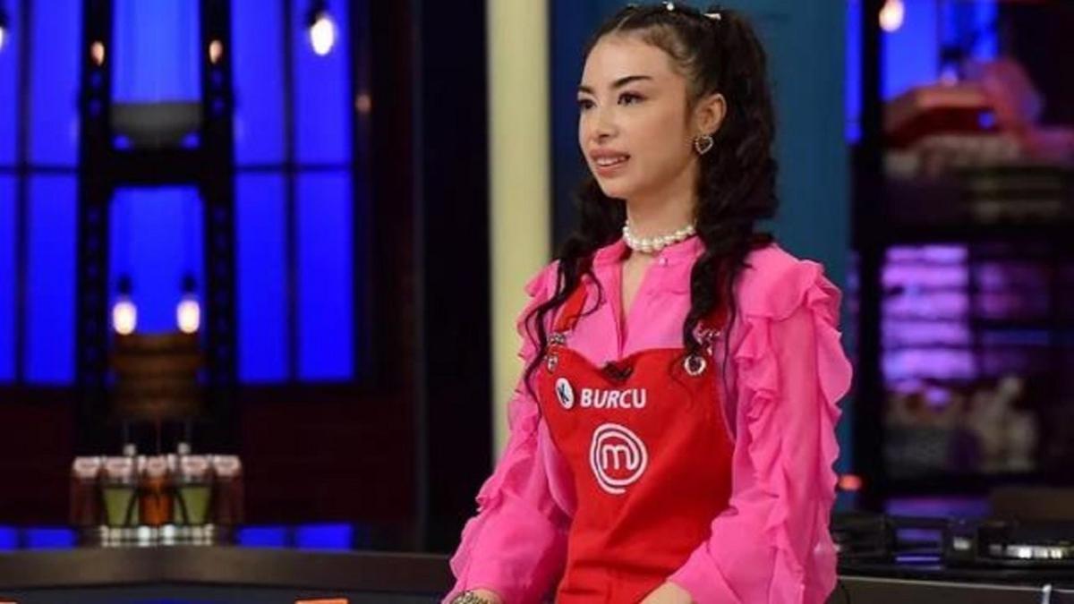 MasterChef Burcu sa rengini deitirmekle kalmad... Gren herkes ayn noktaya dikkat ekti