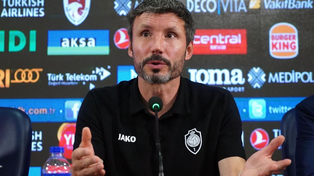 Marc van Bommel, Baakehir yenilgisini deerlendirdi: "stediimiz oyunu oynayamadmz iin yenildik"