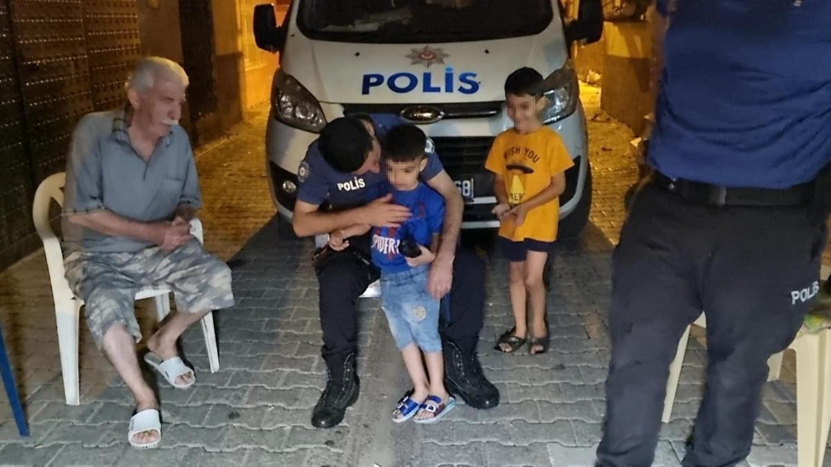 Adana'da ocuklarn gece evde yalnz brakan anne taziyeye gittiini iddia etti