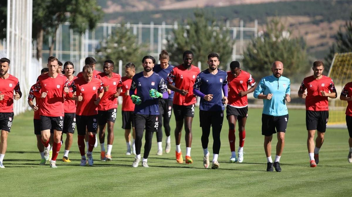 Sivasspor'da stanbulspor ma mesaisi balad