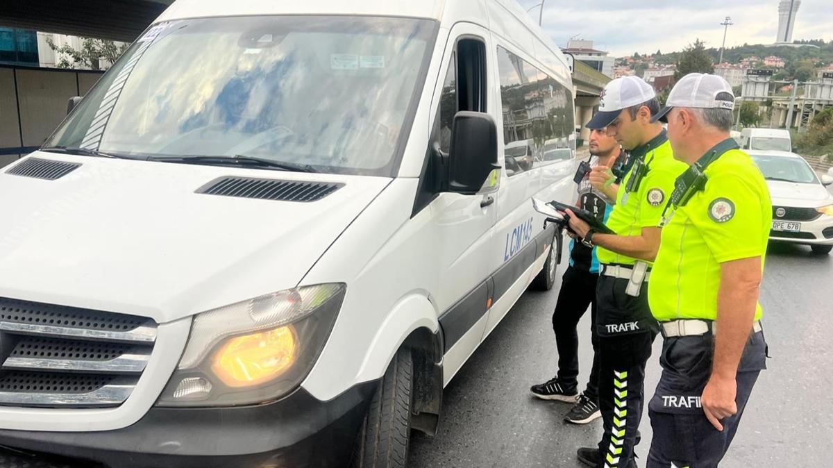 stanbul'da okul servislerine denetim: Srclere 'dur' lambas cezas