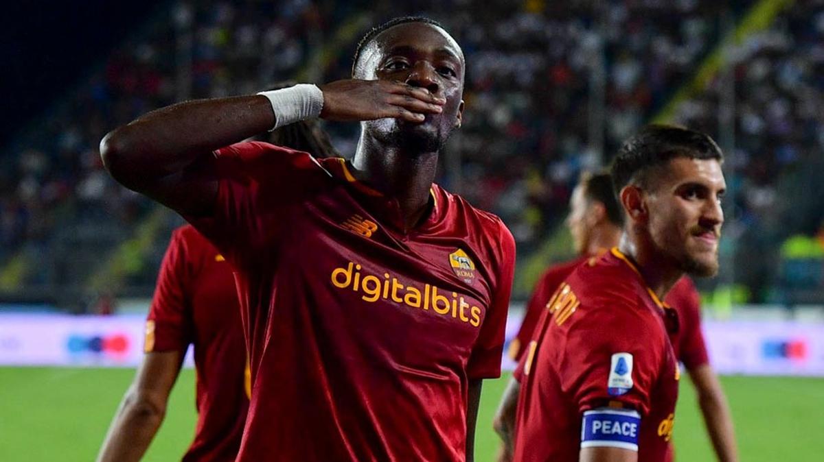 Roma, Empoli'yi 2 golle devirdi!