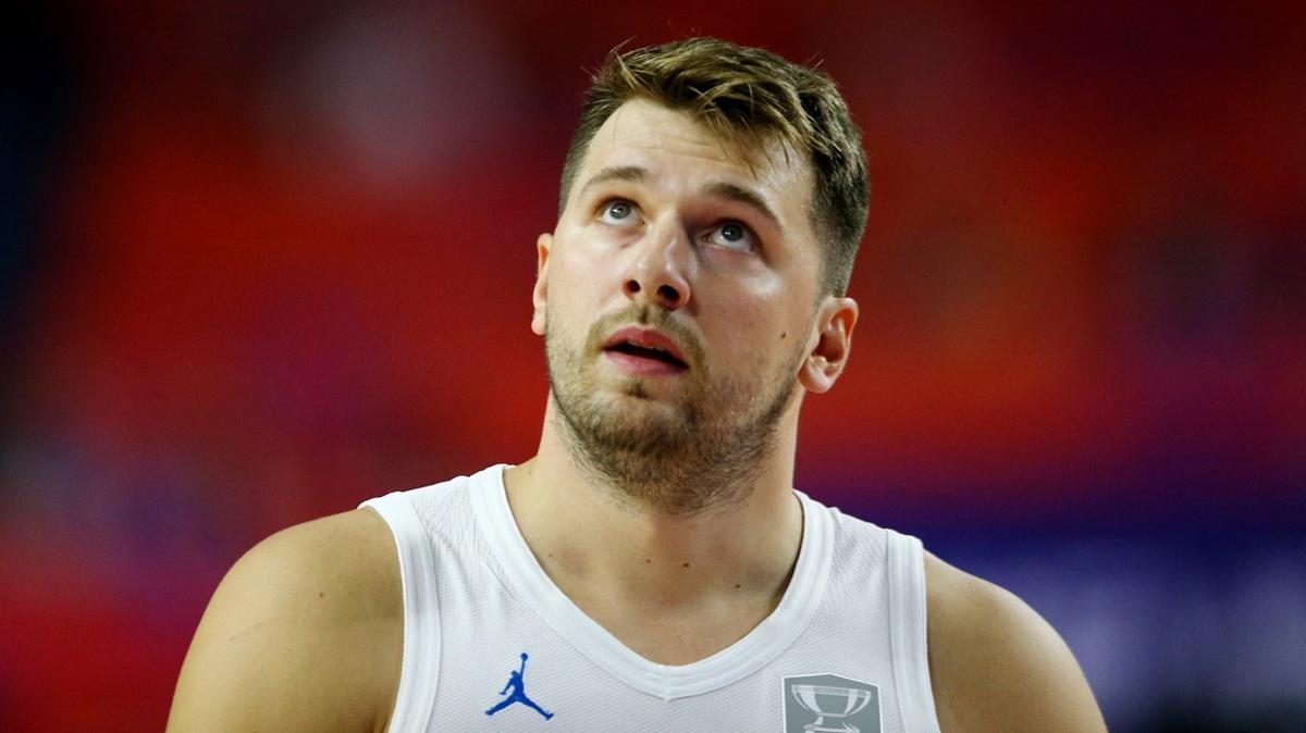 Luka Doncic ve arkadalar byk ok yaad! Polonya'dan fla zafer