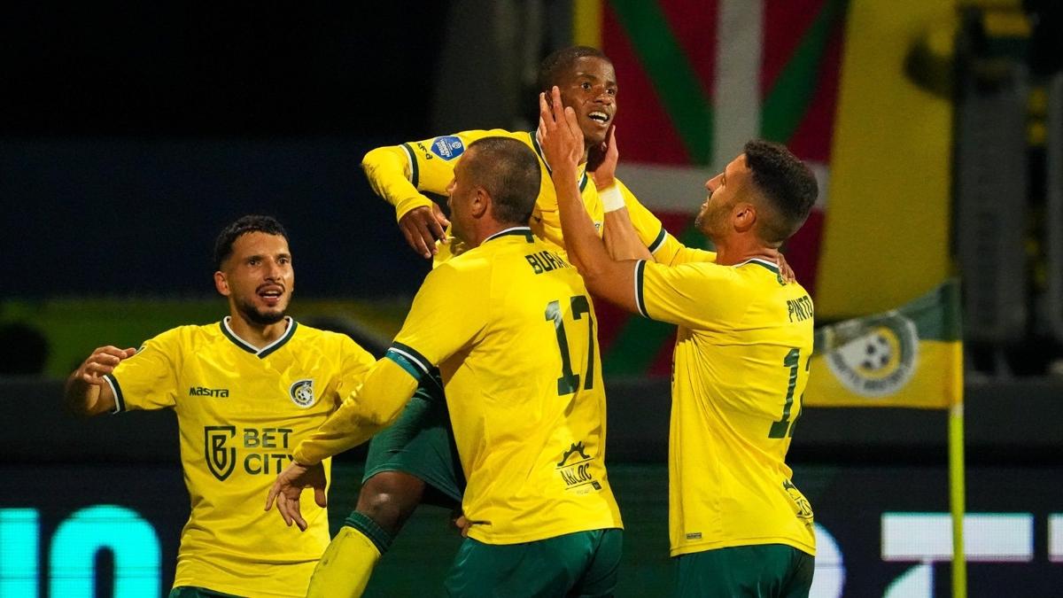 Trk yldzlar sahne ald: Fortuna Sittard tek golle kazand!