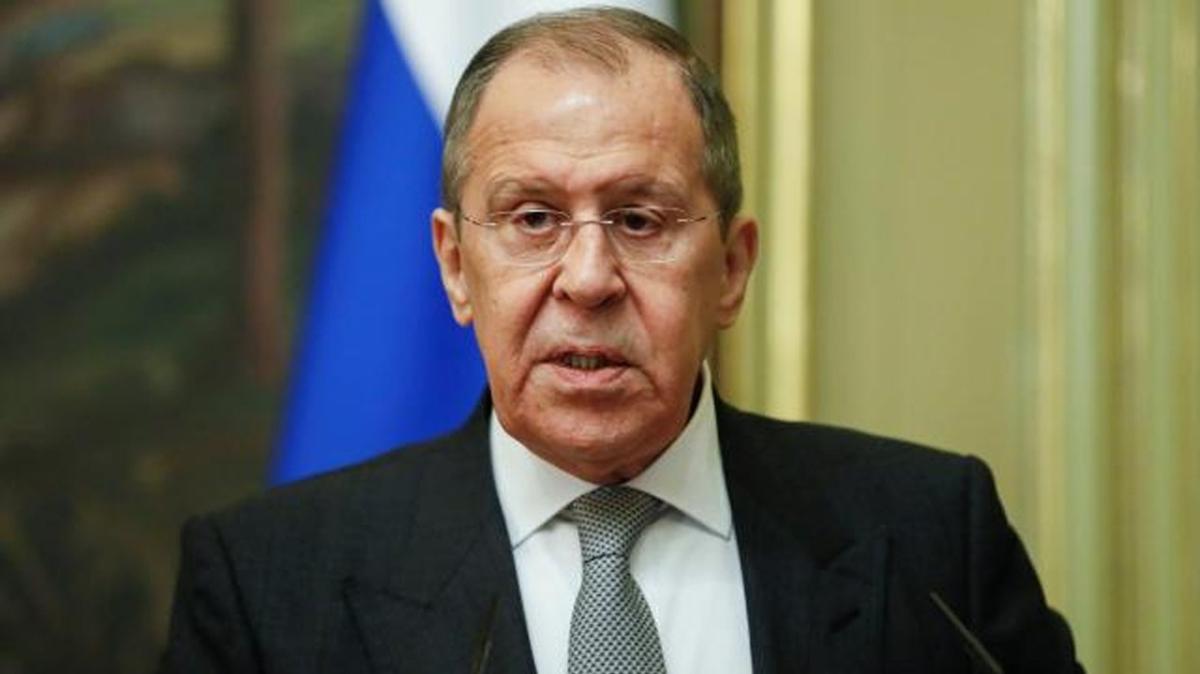 Lavrov: Bat, Ukrayna'da atmalara taraf oluyor