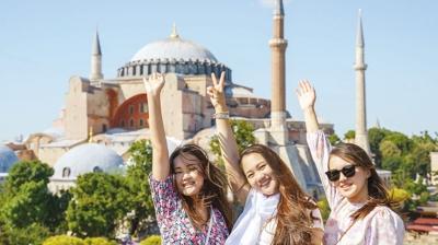 stanbul 8 ayda 10 milyon turist arlad