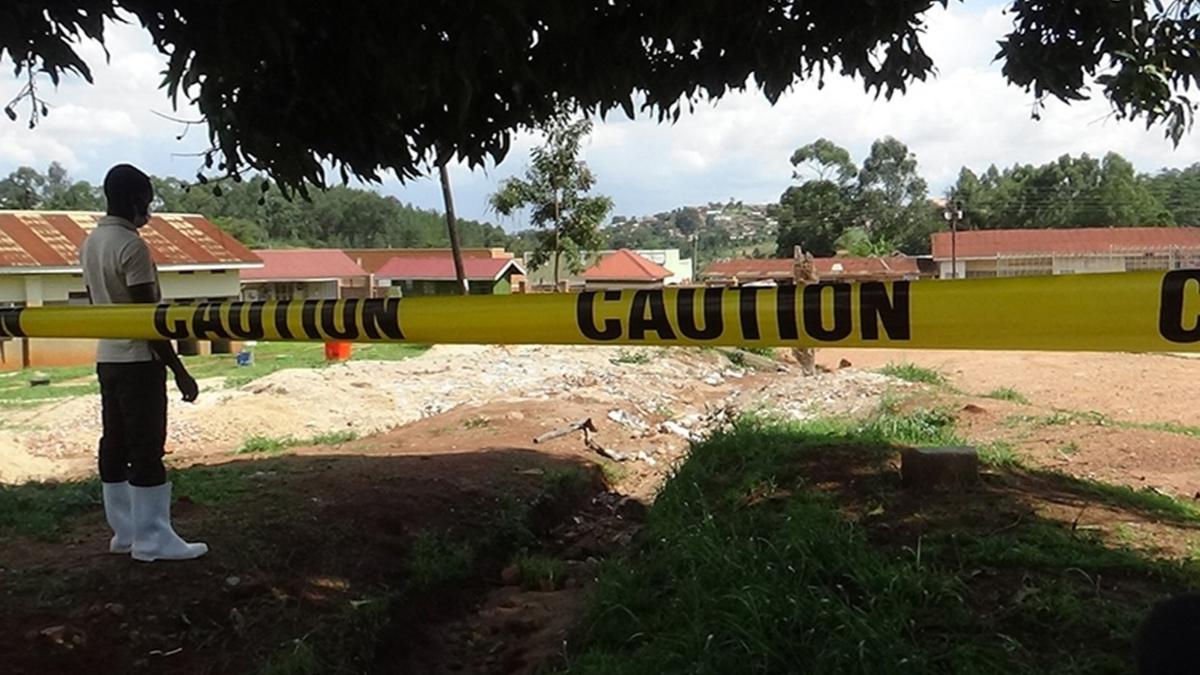 Ebola Uganda'da 5 blgeye yayld 19 kiiyi ldrd