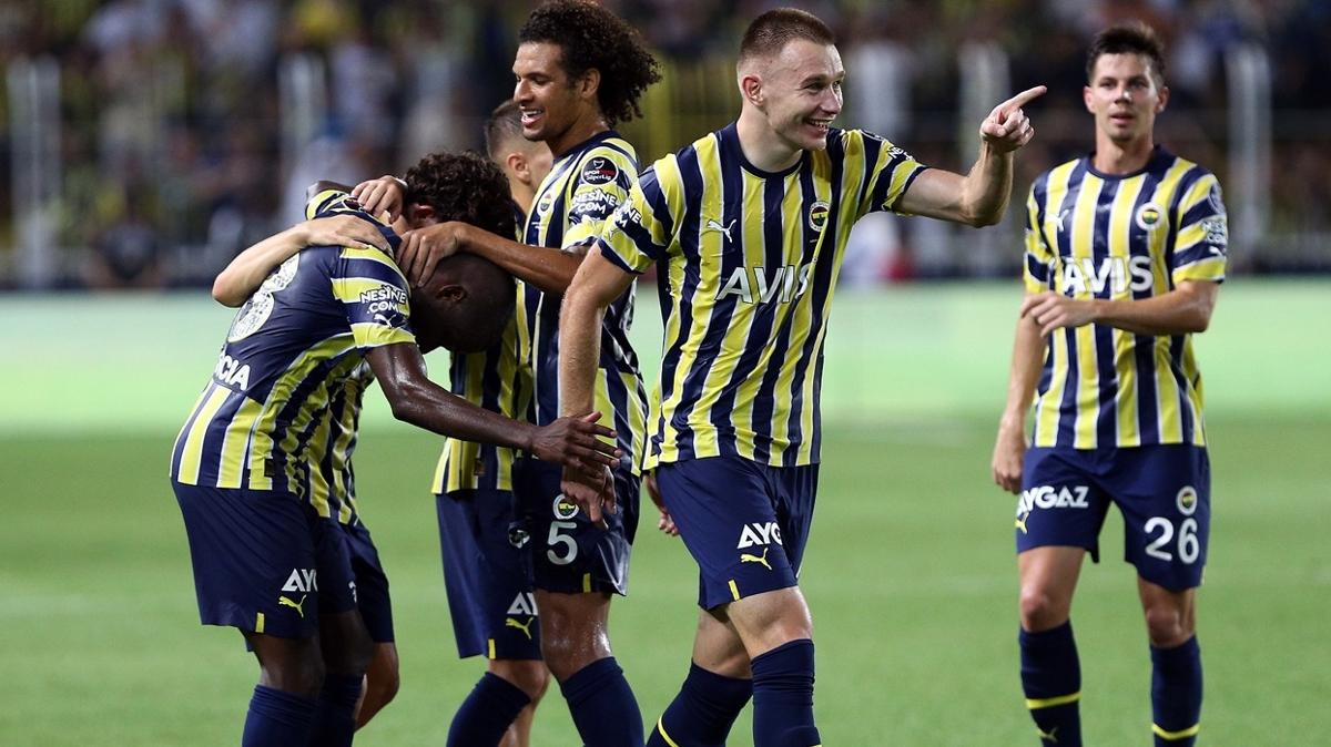 Ekim ay Fenerbahe'yi zorlayacak! te o zorlu fikstr...