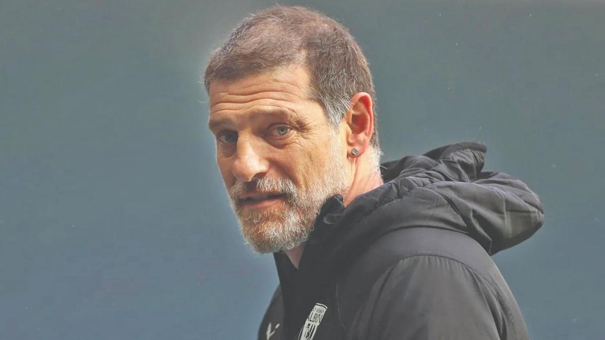 Ve Slaven Bilic resmen geri dnd! 1,5 yllk imzay att