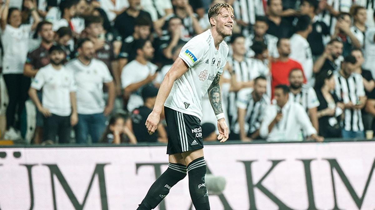 'Fenerbahe'ye gol at, gerek Beiktal ol Weghorst'