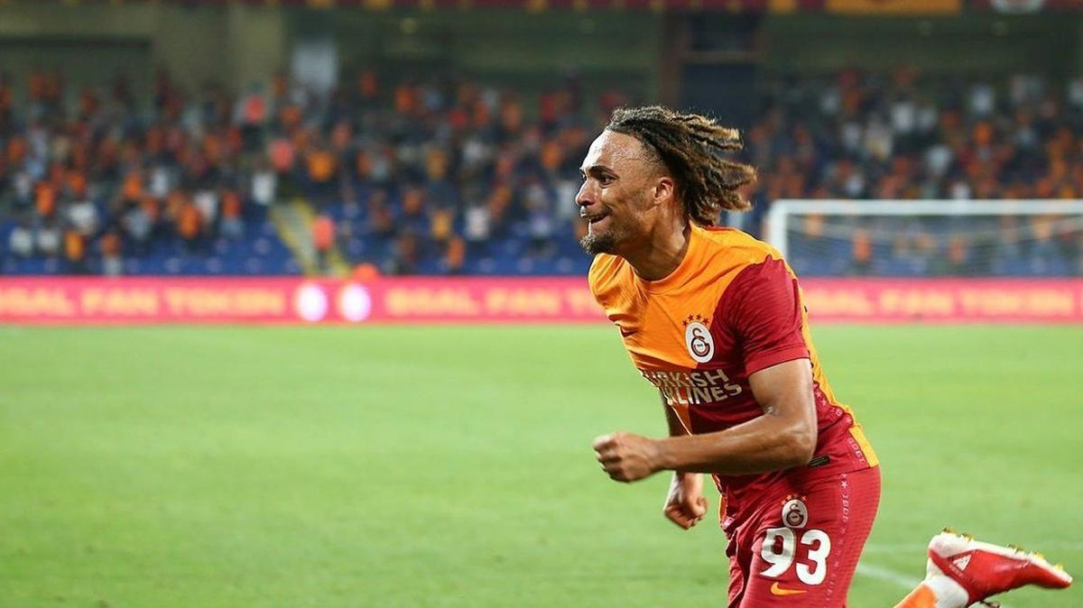 Galatasaray'da genlerle yola devam! Sacha Boey, Nelsson, Kerem ve Yunus ile masaya oturdu