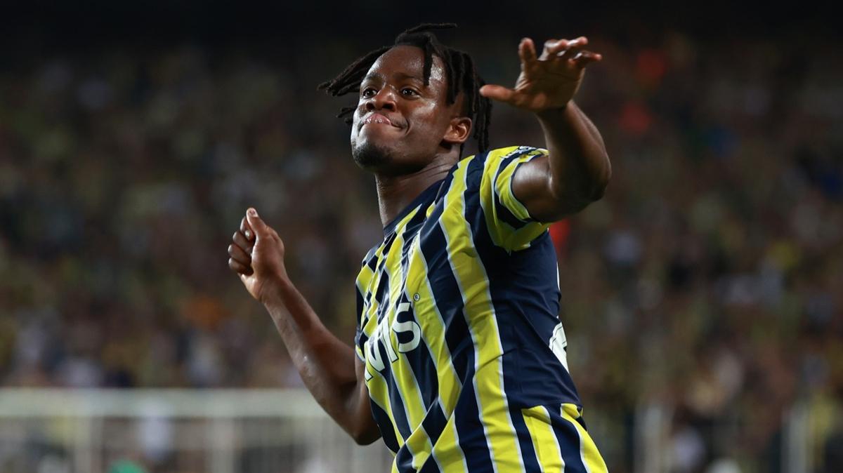 Michy Batshuayi ypratacak, Joao Pedro darbeyi indirecek