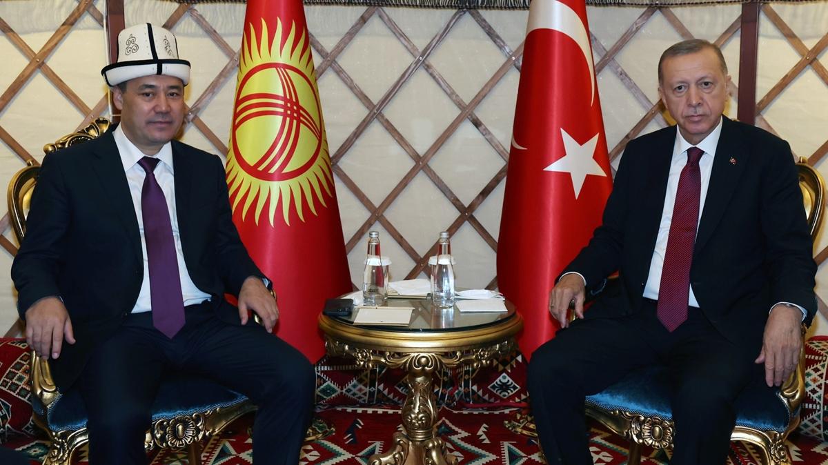 Bakan Erdoan, Krgzistan Cumhurbakan Caparov ile grt