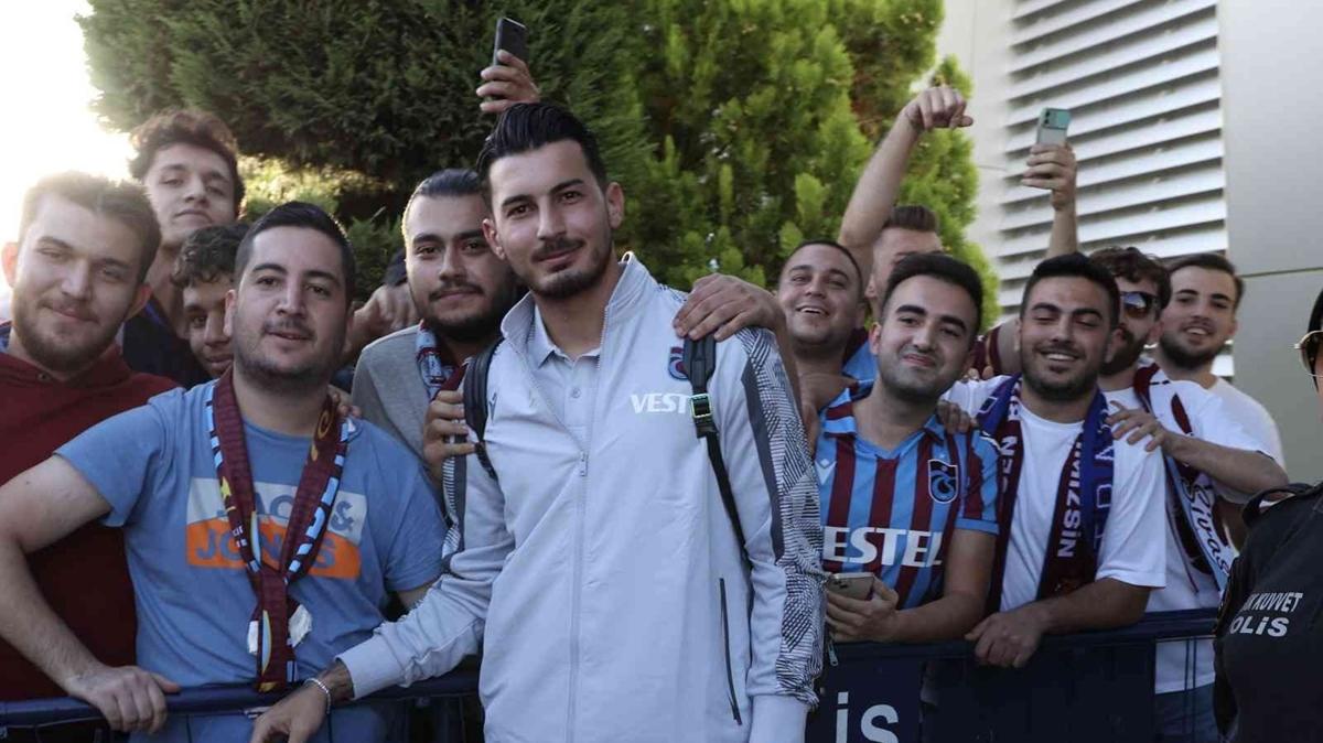 Trabzonspor kafilesine Kayseri'de okulu karlama!