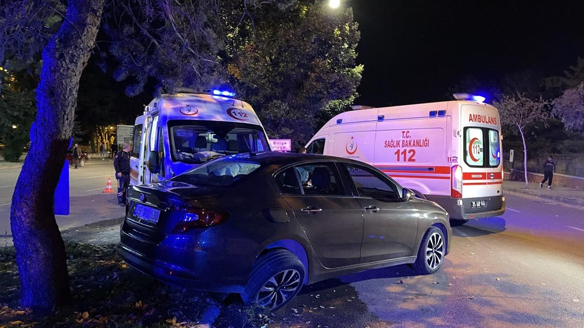 Ambulans ile otomobil arpt: 2 yaral