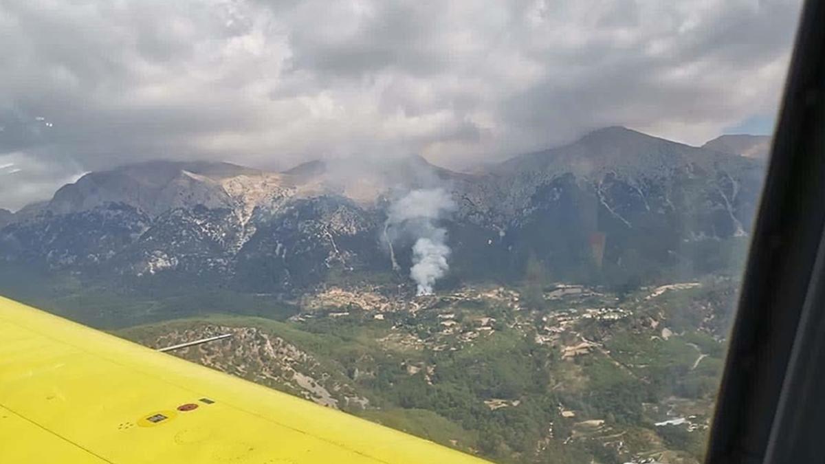 Mula'da orman yangn... Havadan ve karadan mdahale