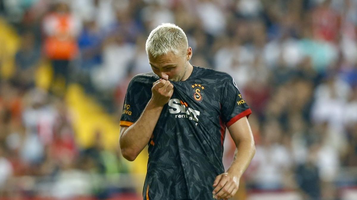 Herkes Victor Nelsson'u beklerken Galatasaray'dan bir bomba daha