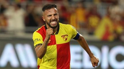 Gollerin yar�s�nda Yasin �ztekin imzas� var