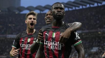 Milan Juventus'u devirdi, ma� fazlas�yla liderli�e ortak oldu