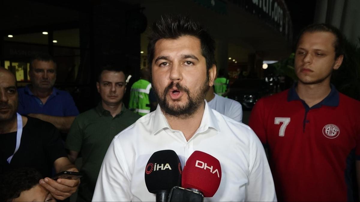 Adnan Bakan: Bu tr hakem ve futbolcularn Trk futbolunda yeri olmamal