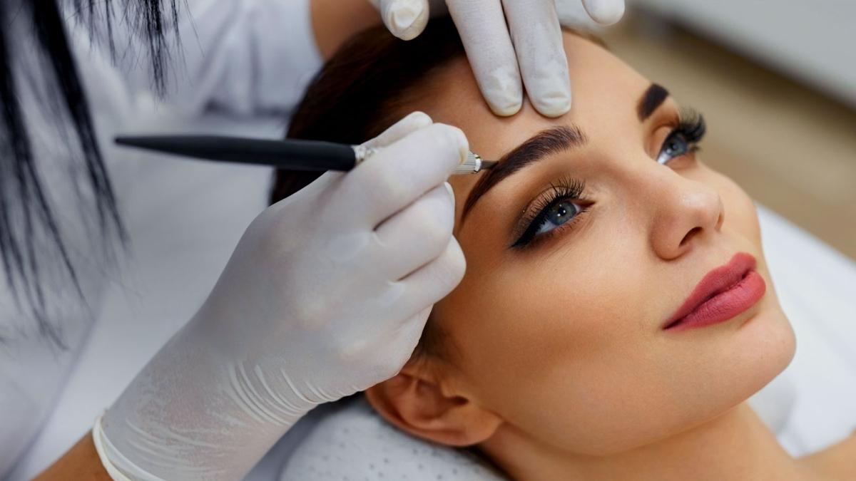 Dolgun kalarn tek ihtiyac! Microblading ilemlerine gerek kalmayacak