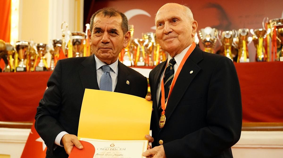 Galatasaray 117. yan kutlad