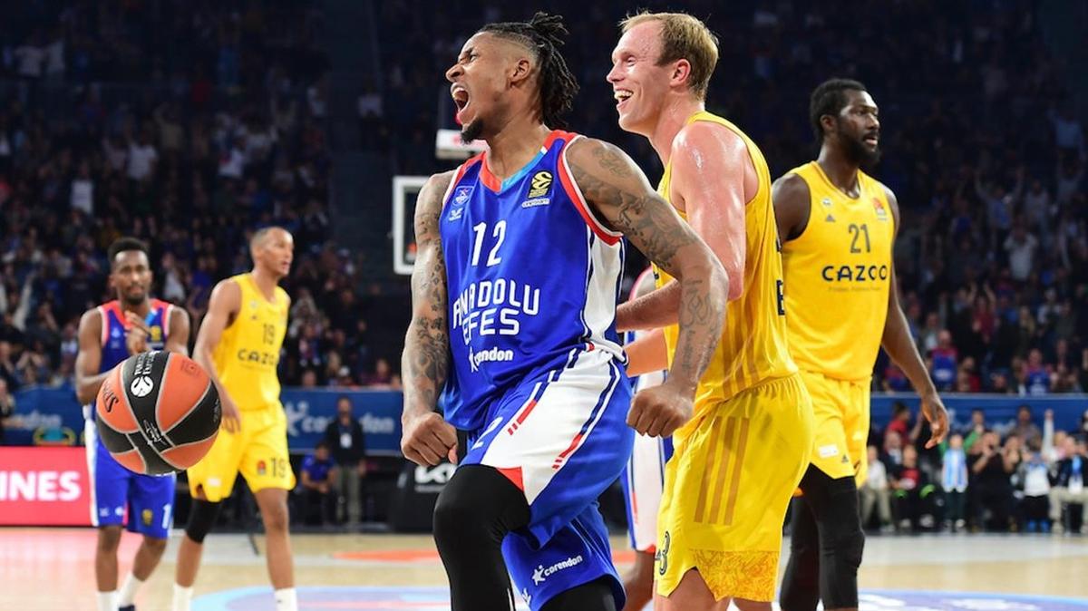 Anadolu Efes, ALBA Berlin'e ilk yenilgisini tattrd: 78-74