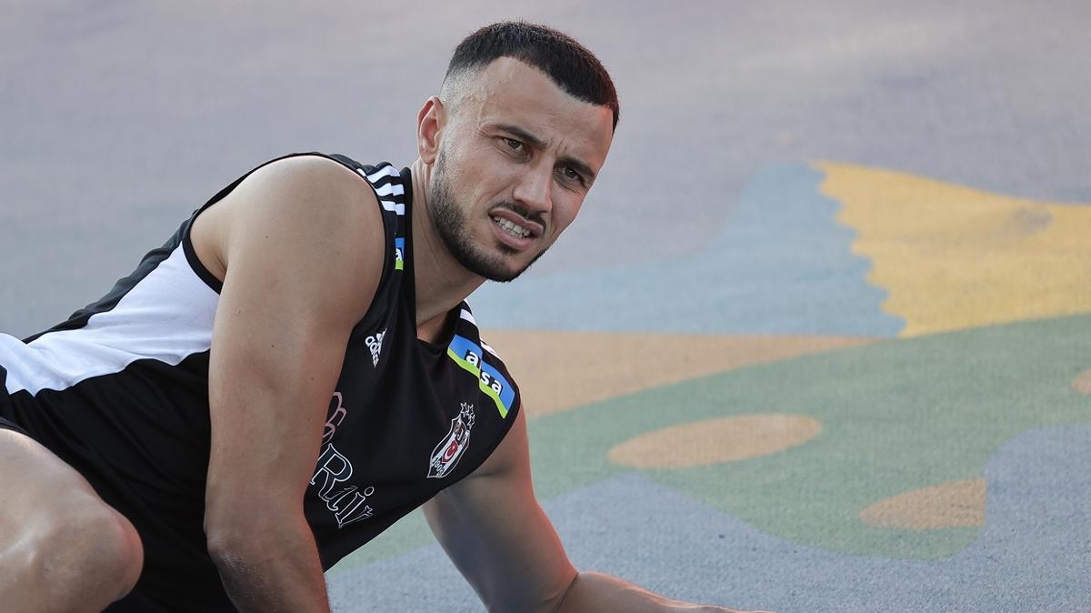 Romain Saiss'in enol Gne'ten bir istei var