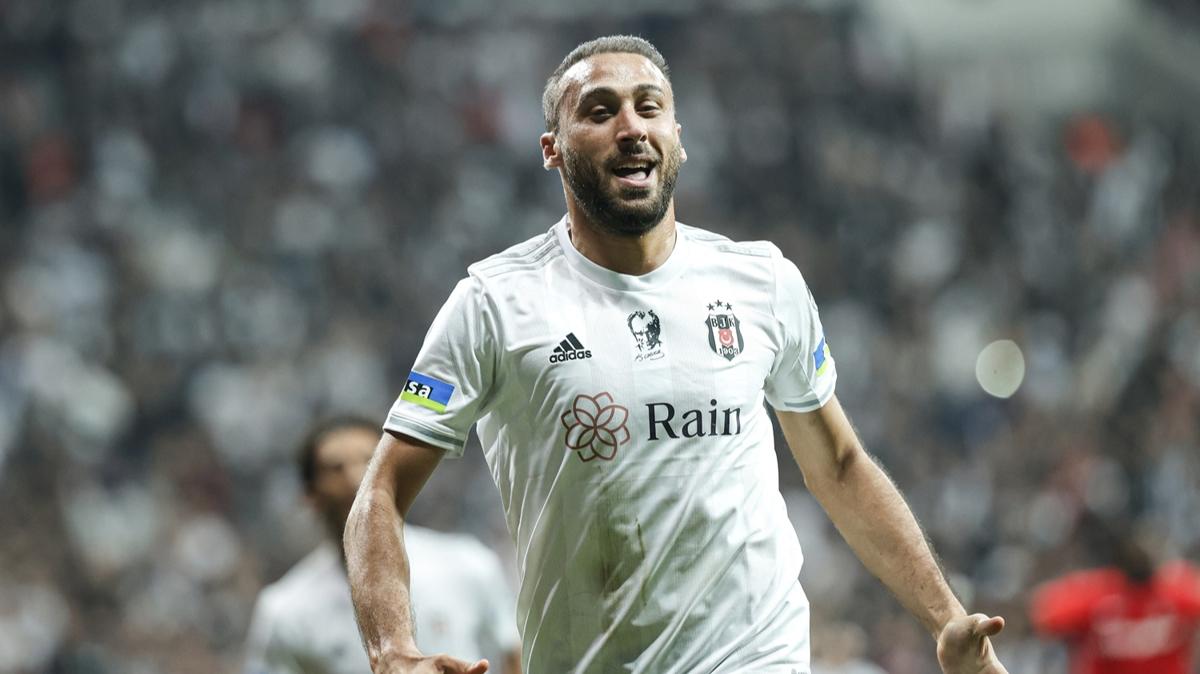 Cenk Tosun ovunu yapt hocasna mesaj gnderdi: "Gne dodu"