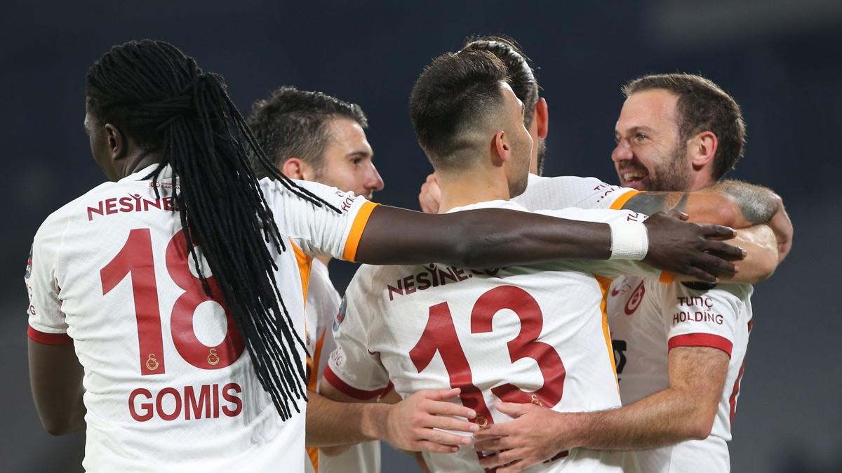 Galatasaray'n Karagmrk manda sergiledii futbol karamsarlk oluturdu: "Bu futbol derbiye yetmez"