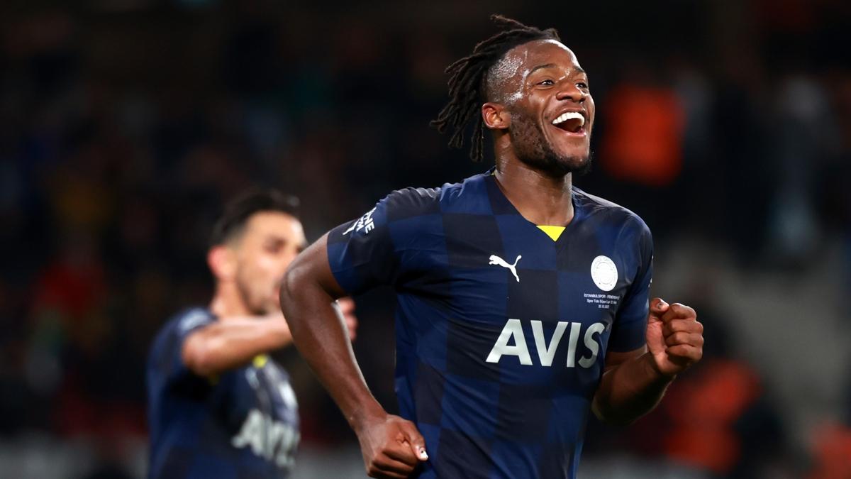 Hat-trick kahraman Michy Batshuayi!