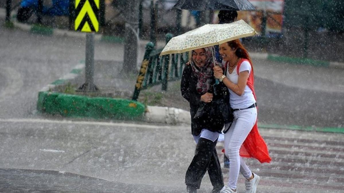 Meteoroloji saat verip uyard: Saanak yamur geliyor... Bu illerde yaayanlar dikkat!