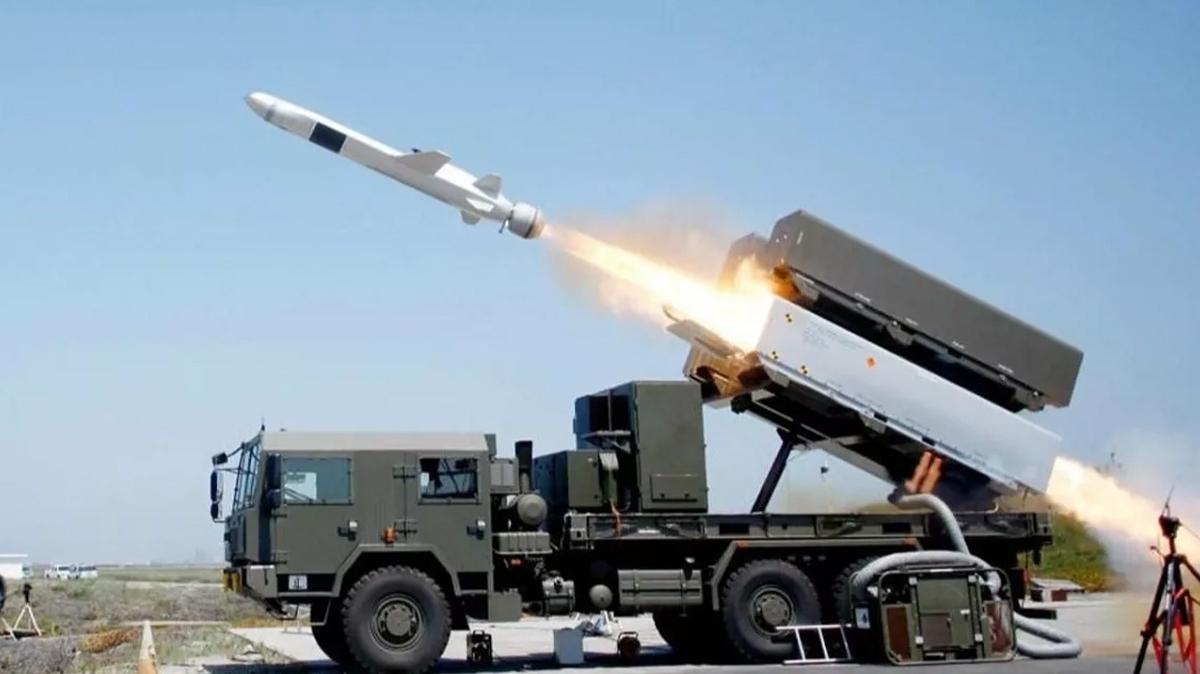 Hava savunma sistemleri Ukrayna'ya ulaştı