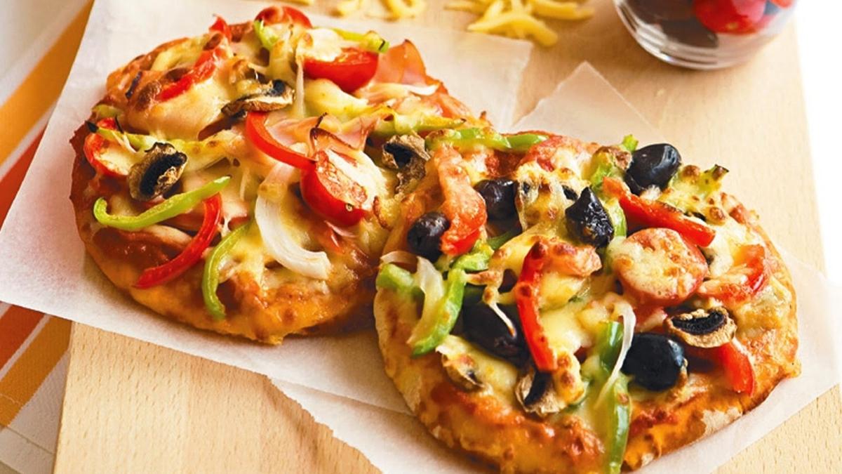 Kahvaltlk pizza brei! Bir dilimi bir n tok tutuyor