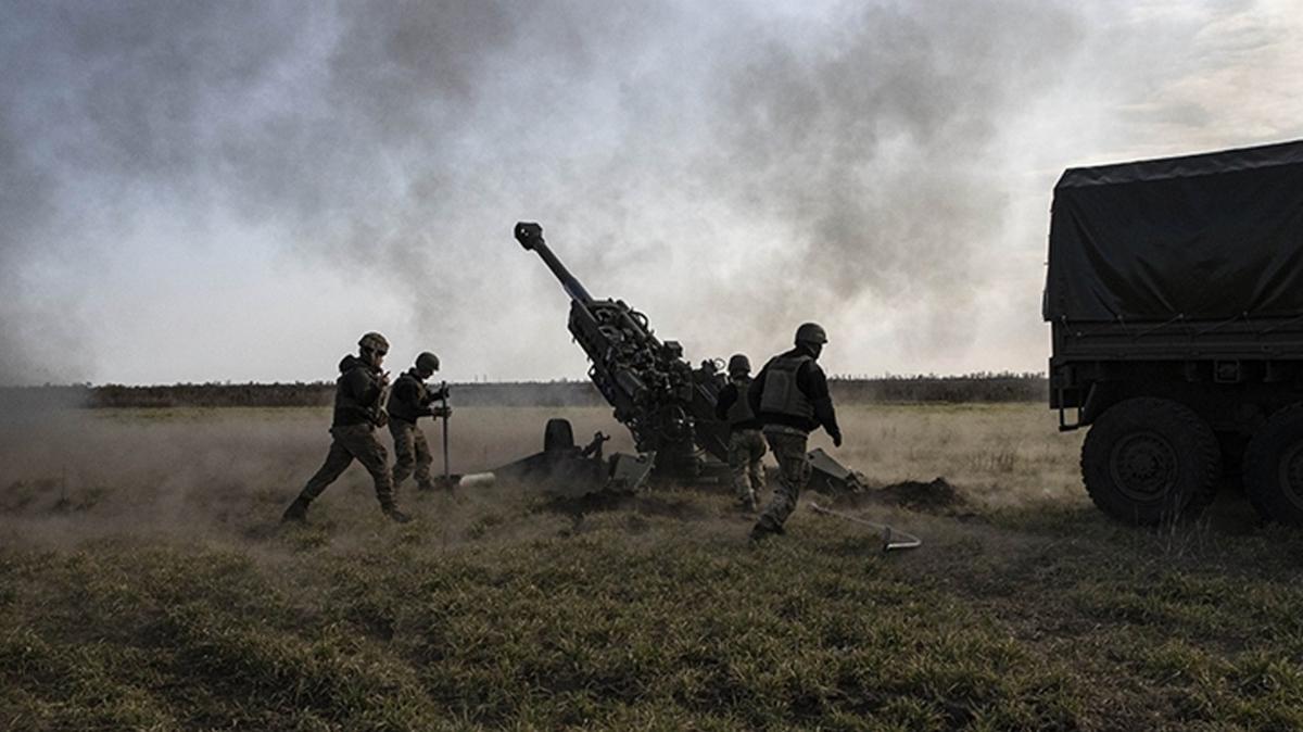 Rusya Ukrayna'y bombalad... Blgede arama kurtarma almalar balatld