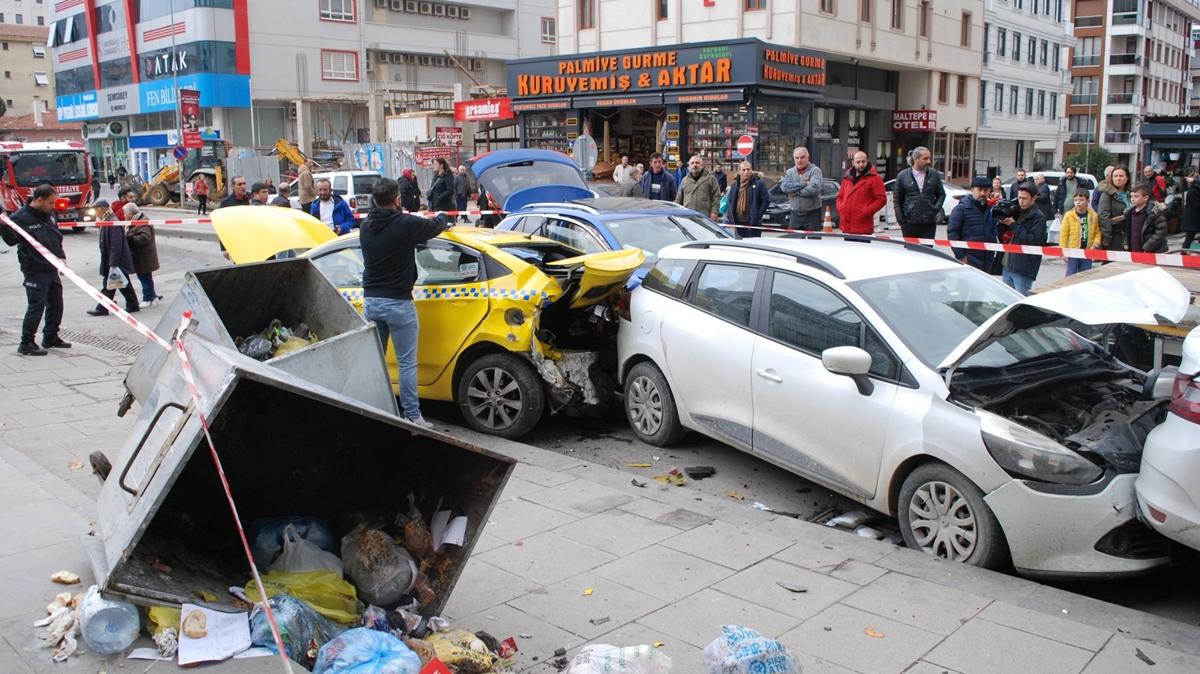 stanbul Maltepe'de zincirleme trafik kazas